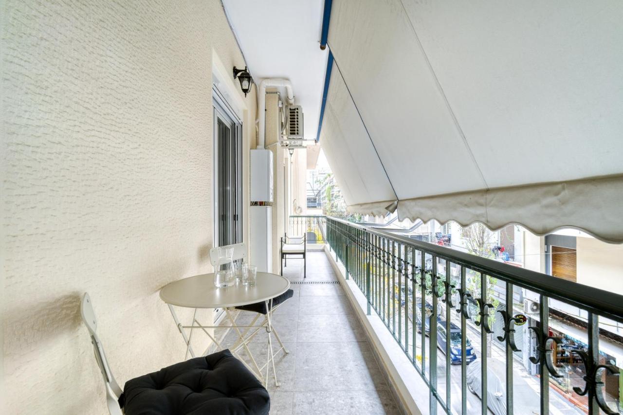Stylish, Sunny New 2 Bedroom, Prime Central Athènes Extérieur photo